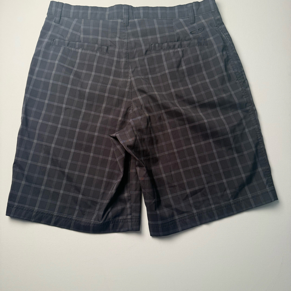 Champion grey and black plaid Golf shorts sz 34 - Picture 2 of 5